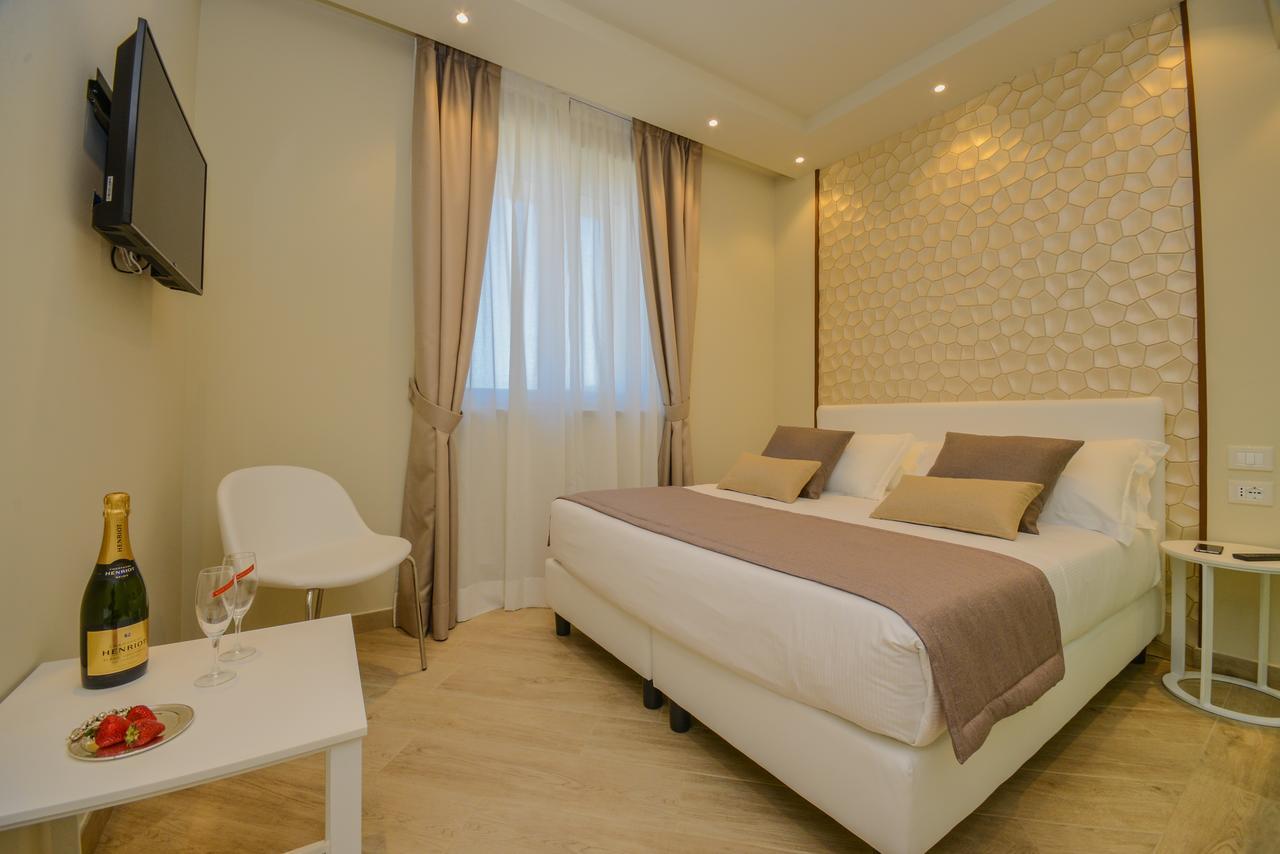 Hotel Villa Garuti Padenghe sul Garda Eksteriør billede